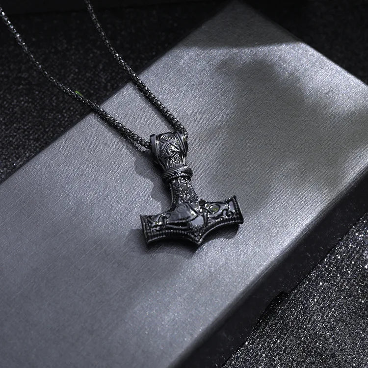 Colar Masculino Mjolnir Viking - Estilo e Poder