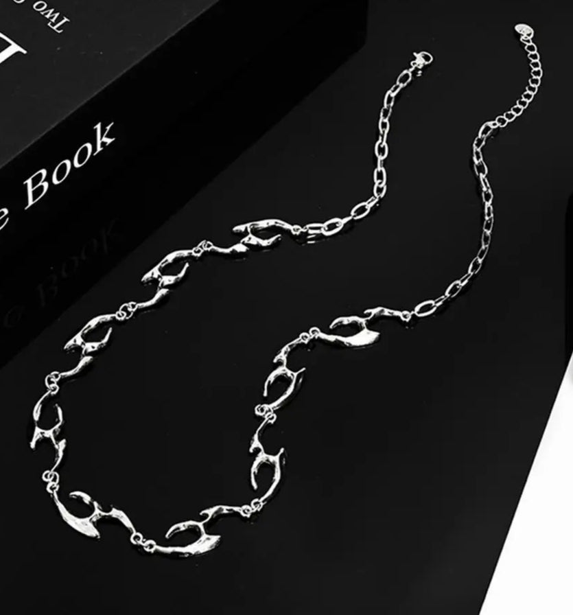 Colar Irregular de Aço Titânio Unissex - Luxo e Estilo