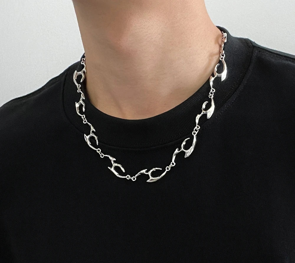 Colar Irregular de Aço Titânio Unissex - Luxo e Estilo