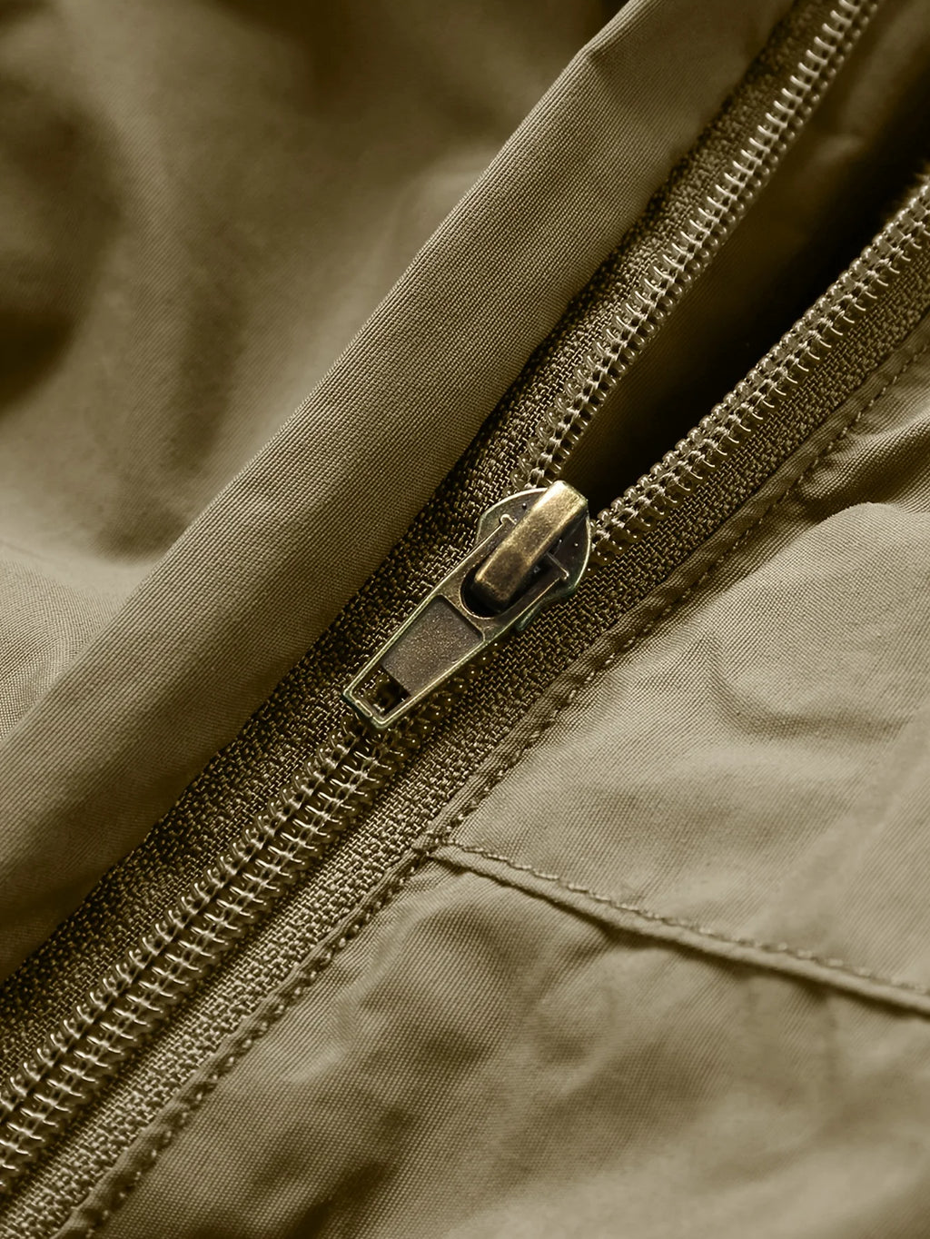 Jaqueta Parka Masculina com Capuz e Forro de Cashmere