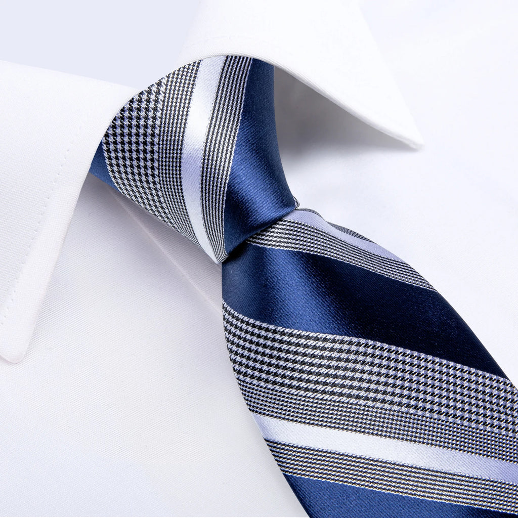 Gravata Luxuosa Azul Listrada