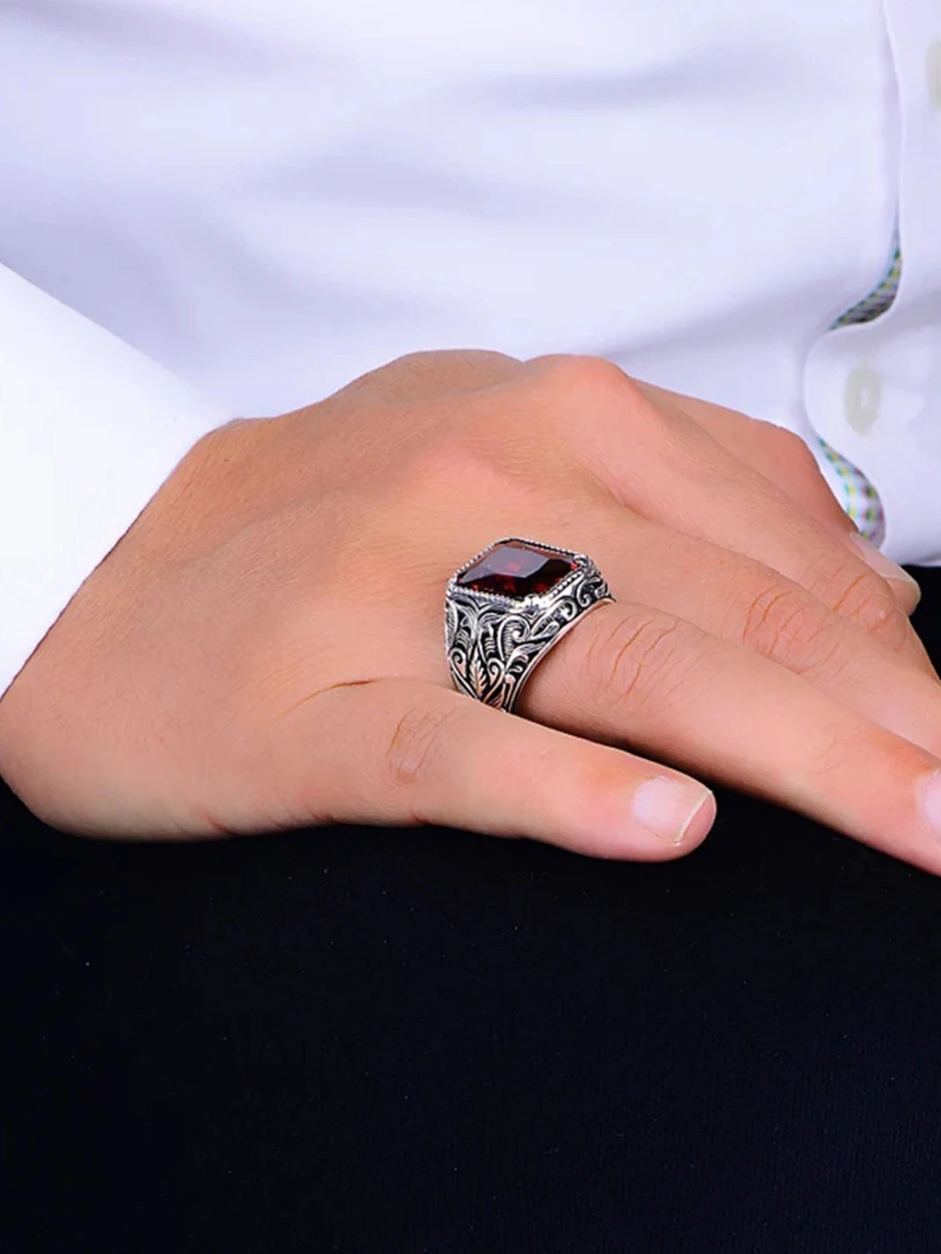 Anel Sinete Vintage Turco Unissex com Zircão