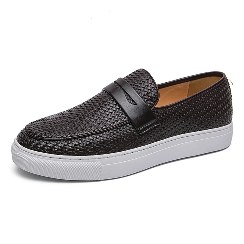 Mocassins Masculinos de Couro com Padrão Tecido