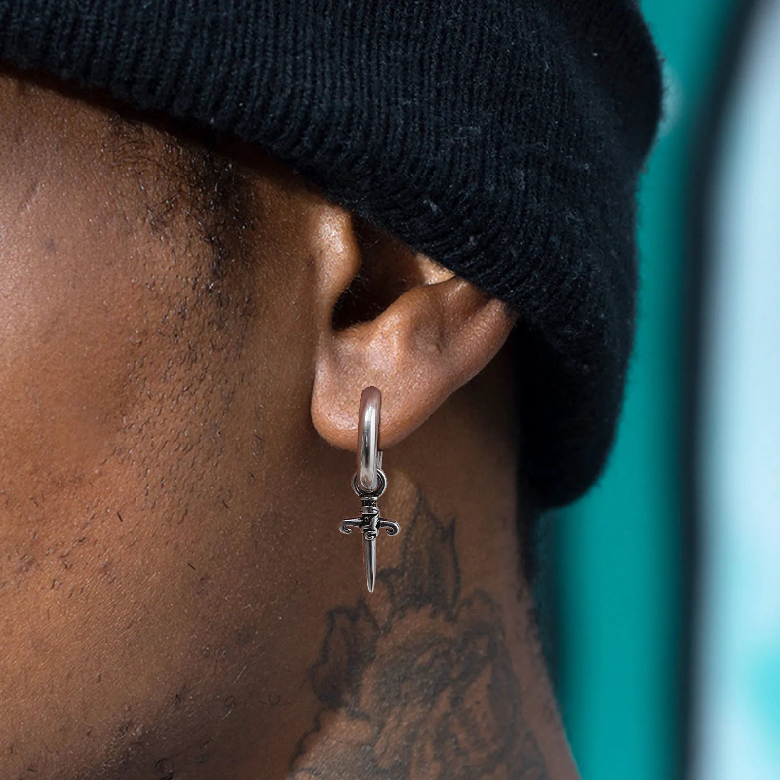 Brincos de Argola Espada Gótica em Aço Inoxidável